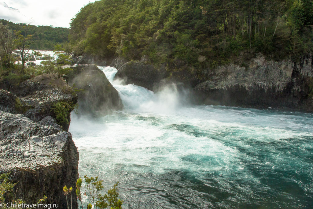 Водопады Петроуэ-Пуэрто-Варас-saltos-petrohue-puerto-varas-chiletravelmag-blog-16